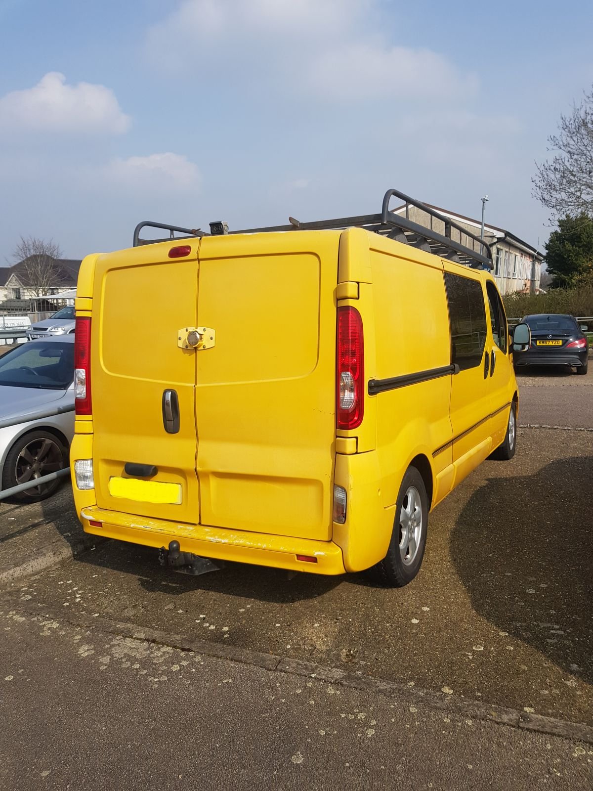 Professional photo of Vauxhall Vivaro